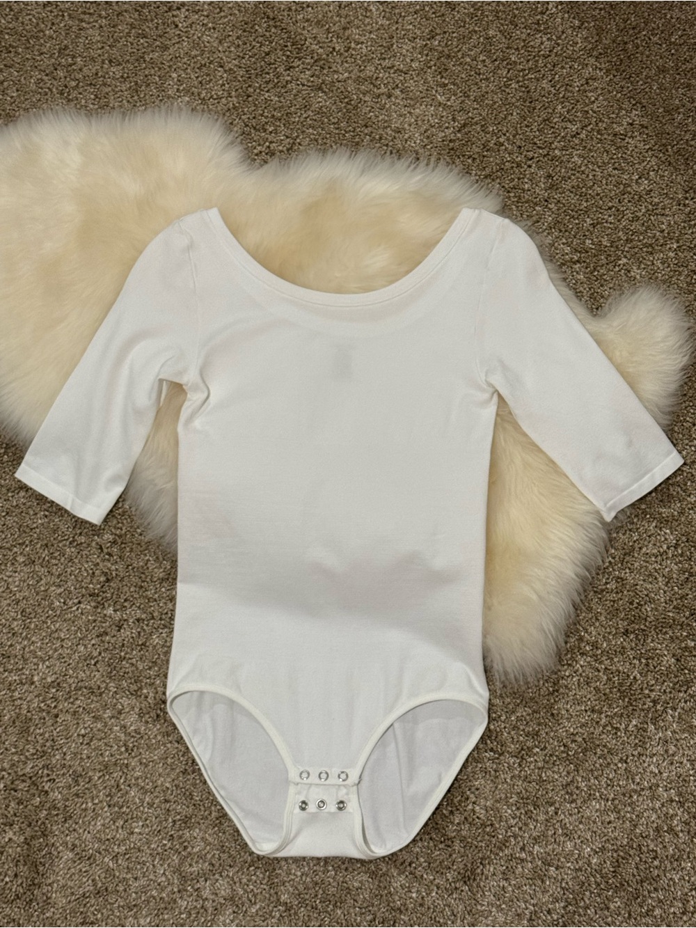 NWOT Yummie Women’s White Stretch One-Piece Bodysuit Size S-M